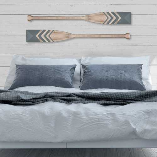 Distressed Coastal Wood Chevon Oar Wall Decor