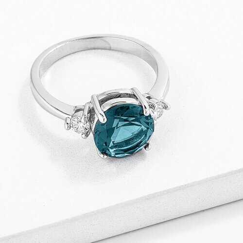 Exquisite Blue Green Three Stone CZ Engagement Ring